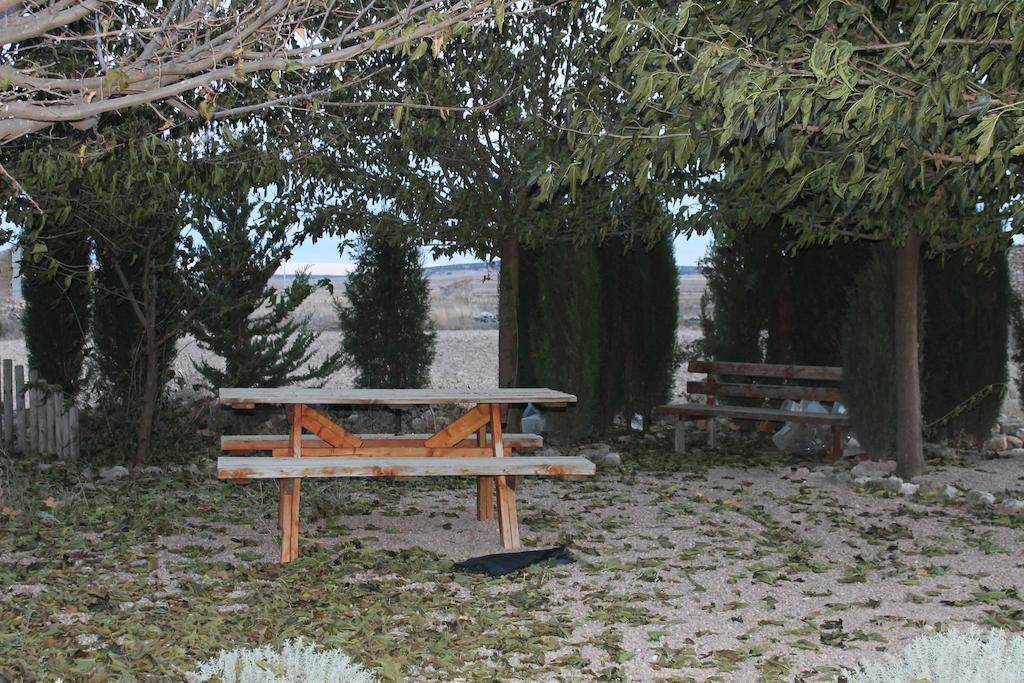 Apartahotel Laguna De Gallocanta Bello エクステリア 写真